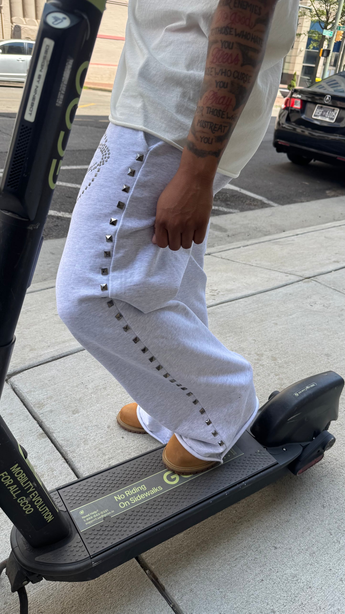 PCLUB LOGO SWEATPANTS